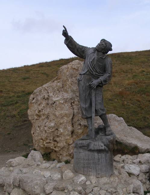 Tak Sask krl Bedich August III., mimo jin i zancen horolezec, nebyl schopen pochopit, kde se tam vzalo takov havti :-)
